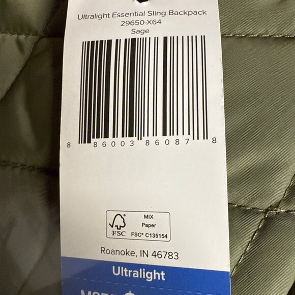 Outlet Ultralight Essential Sling Backpack Green water-repellent New with Tag - Picture 3 of 5
